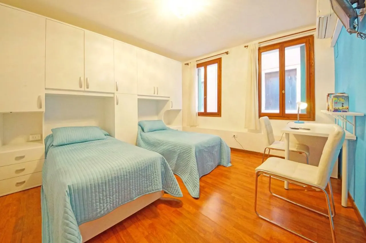 Dolcevita Apartments N 382 Венеция