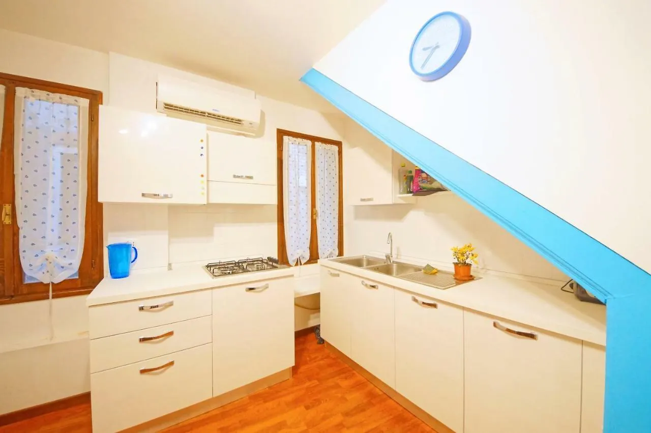 Dolcevita Apartments N 382 Венеция