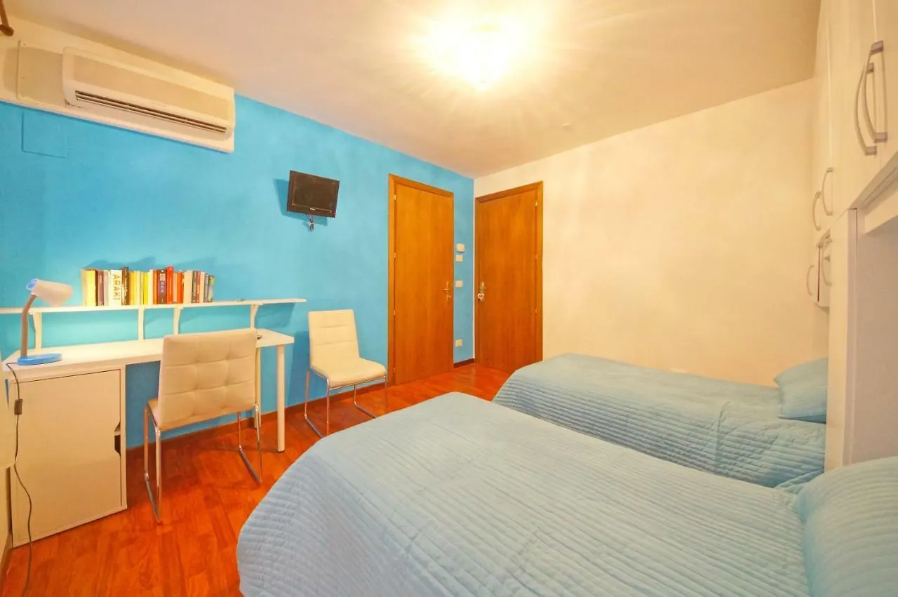 Dolcevita Apartments N 382 Венеция